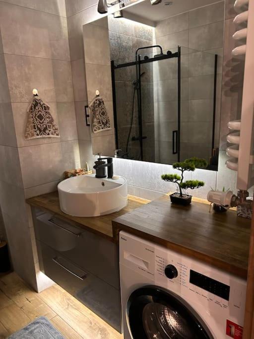 Urocze Z Widokiem Na Morze Apartment